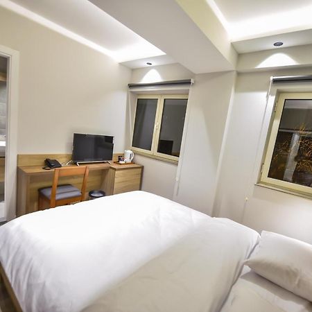 Baron Boutique Hotel Єреван Екстер'єр фото